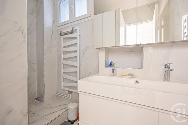 Appartement F5 à vendre - 5 pièces - 127,64 m2 - Paris - 75016 - ILE-DE-FRANCE