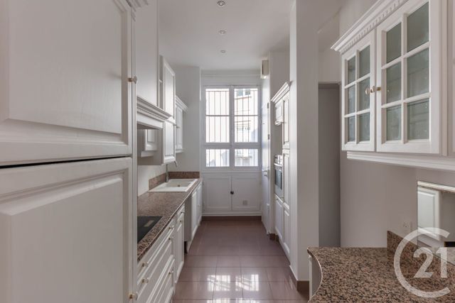 Appartement F5 &agrave; louer - 5 pi&egrave;ces - 134,03 m2 - Paris - 75016 - ILE-DE-FRANCE