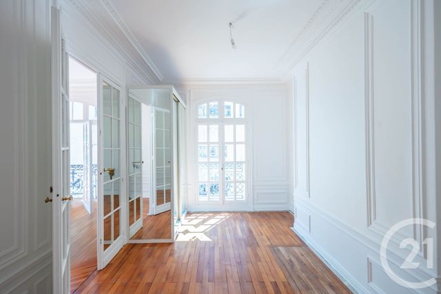 Appartement F5 &agrave; louer - 5 pi&egrave;ces - 134,03 m2 - Paris - 75016 - ILE-DE-FRANCE