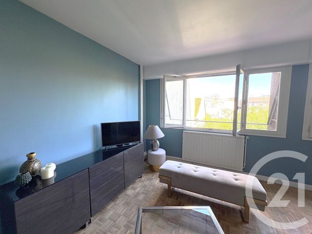 Appartement F3 &agrave; vendre - 3 pi&egrave;ces - 52,63 m2 - Paris - 75018 - ILE-DE-FRANCE