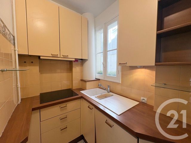 Appartement F5 &agrave; louer - 5 pi&egrave;ces - 108,01 m2 - Paris - 75016 - ILE-DE-FRANCE