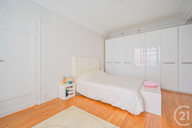 Appartement F2 &agrave; louer - 2 pi&egrave;ces - 60,55 m2 - Paris - 75116 - ILE-DE-FRANCE