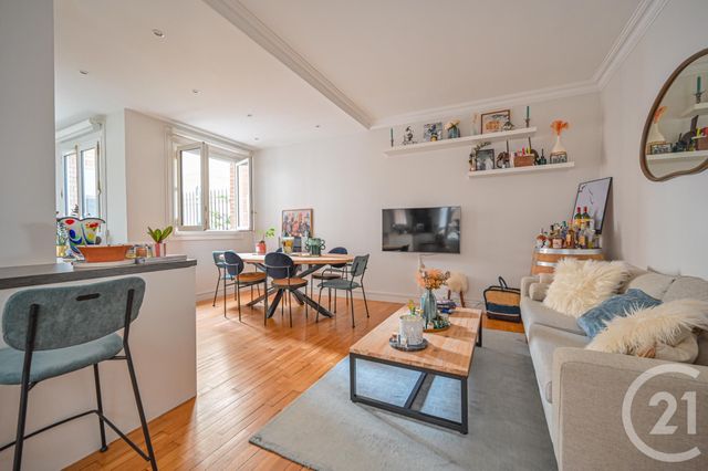 Appartement F2 &agrave; louer - 2 pi&egrave;ces - 60,55 m2 - Paris - 75116 - ILE-DE-FRANCE