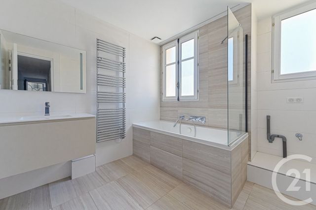 Appartement F3 &agrave; louer - 3 pi&egrave;ces - 74,13 m2 - Paris - 75016 - ILE-DE-FRANCE