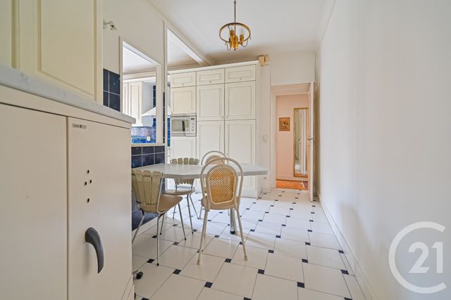 Appartement F3 &agrave; louer - 3 pi&egrave;ces - 121,32 m2 - Paris - 75016 - ILE-DE-FRANCE
