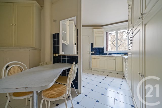 Appartement F3 &agrave; louer - 3 pi&egrave;ces - 121,32 m2 - Paris - 75016 - ILE-DE-FRANCE