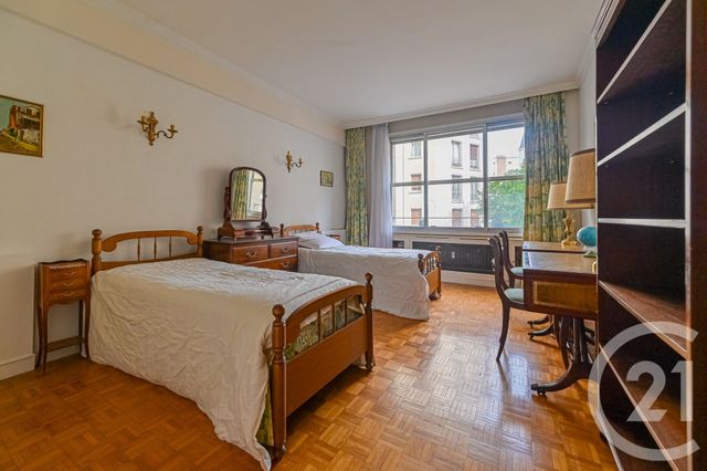 Appartement F3 &agrave; louer - 3 pi&egrave;ces - 121,32 m2 - Paris - 75016 - ILE-DE-FRANCE