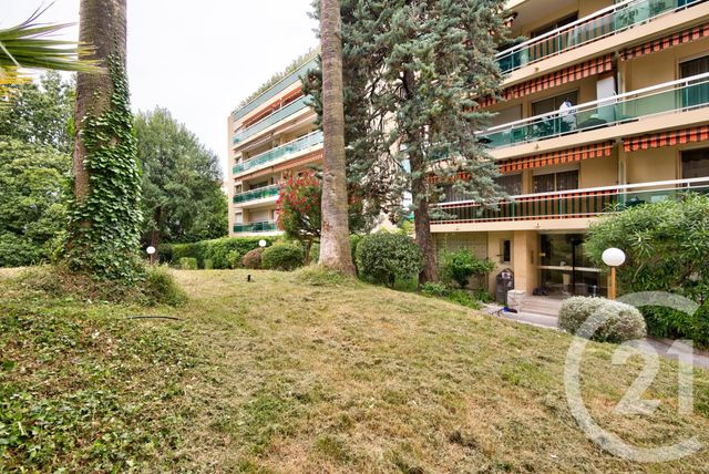 Appartement F4 &agrave; vendre - 4 pi&egrave;ces - 94,73 m2 - Nice - 06 - PROVENCE-ALPES-COTE-D-AZUR
