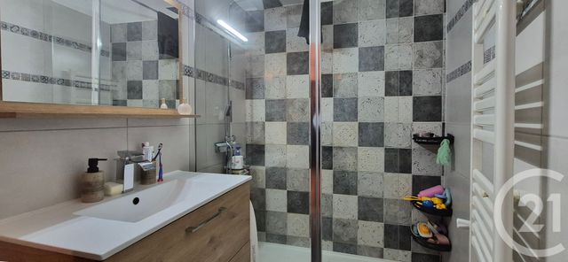 Appartement F3 &agrave; vendre - 3 pi&egrave;ces - 74,01 m2 - Nice - 06 - PROVENCE-ALPES-COTE-D-AZUR