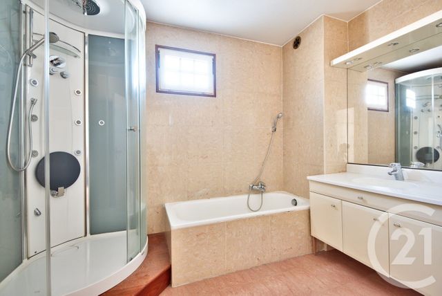 Appartement F3 à vendre - 3 pièces - 83,01 m2 - Nice - 06 - PROVENCE-ALPES-COTE-D-AZUR