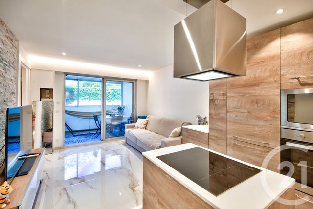 Appartement T2 &agrave; vendre - 2 pi&egrave;ces - 31,87 m2 - St Laurent Du Var - 06 - PROVENCE-ALPES-COTE-D-AZUR