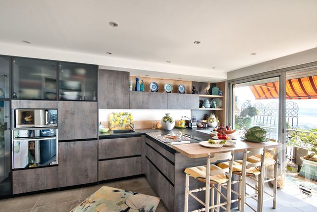 Appartement F4 &agrave; vendre - 4 pi&egrave;ces - 166 m2 - Nice - 06 - PROVENCE-ALPES-COTE-D-AZUR