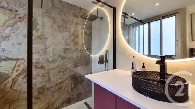 Appartement F3 à vendre - 3 pièces - 65,61 m2 - Nice - 06 - PROVENCE-ALPES-COTE-D-AZUR