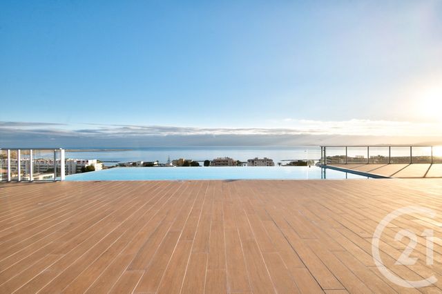 Appartement F4 &agrave; vendre - 4 pi&egrave;ces - 139,62 m2 - St Laurent Du Var - 06 - PROVENCE-ALPES-COTE-D-AZUR