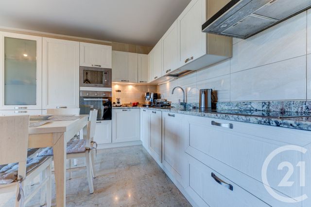 Appartement F4 &agrave; vendre - 4 pi&egrave;ces - 80 m2 - Nice - 06 - PROVENCE-ALPES-COTE-D-AZUR