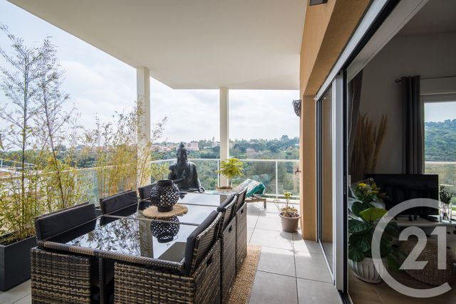 Appartement F3 &agrave; vendre - 3 pi&egrave;ces - 63 m2 - Villeneuve Loubet - 06 - PROVENCE-ALPES-COTE-D-AZUR