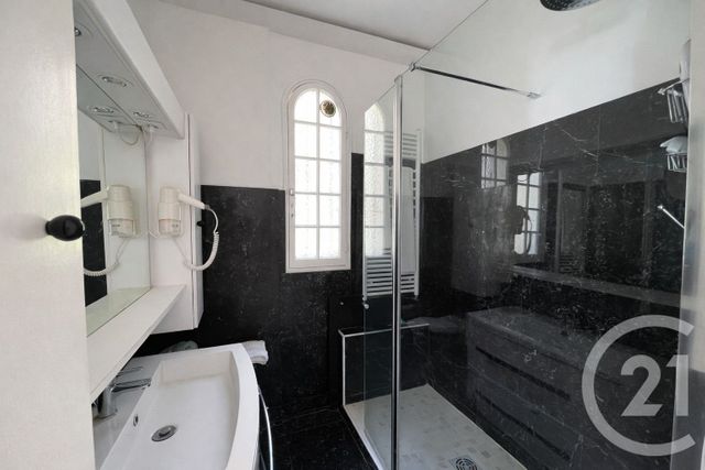 Appartement &agrave; vendre - 2 pi&egrave;ces - 74,76 m2 - Nice - 06 - PROVENCE-ALPES-COTE-D-AZUR