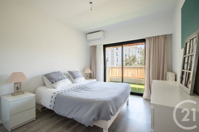 Appartement F4 &agrave; vendre - 4 pi&egrave;ces - 94,88 m2 - Nice - 06 - PROVENCE-ALPES-COTE-D-AZUR
