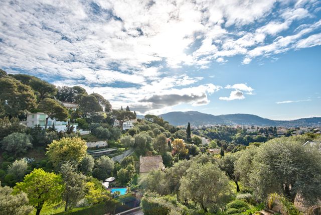 Maison à vendre - 7 pièces - 205,47 m2 - Nice - 06 - PROVENCE-ALPES-COTE-D-AZUR