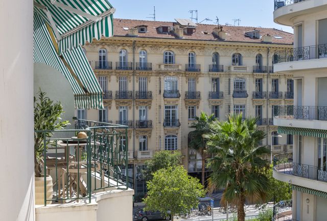 Appartement F3 &agrave; vendre - 3 pi&egrave;ces - 86,60 m2 - Nice - 06 - PROVENCE-ALPES-COTE-D-AZUR