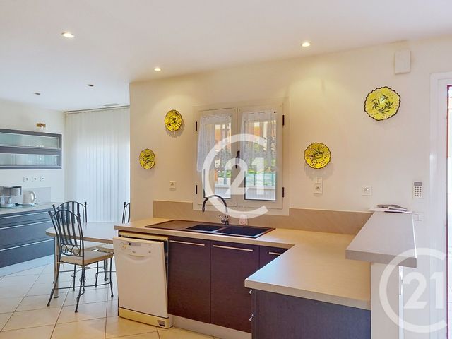 Maison à vendre - 5 pièces - 175 m2 - St Cyprien - 66 - LANGUEDOC-ROUSSILLON