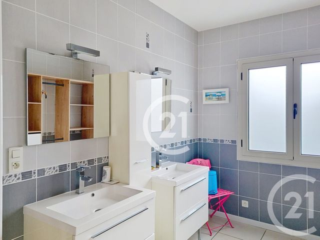 Maison à vendre - 5 pièces - 175 m2 - St Cyprien - 66 - LANGUEDOC-ROUSSILLON