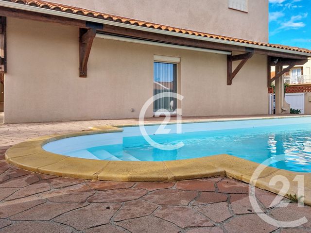 Maison à vendre - 5 pièces - 175 m2 - St Cyprien - 66 - LANGUEDOC-ROUSSILLON