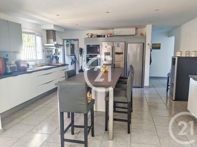 Maison à vendre - 6 pièces - 250 m2 - Ortaffa - 66 - LANGUEDOC-ROUSSILLON