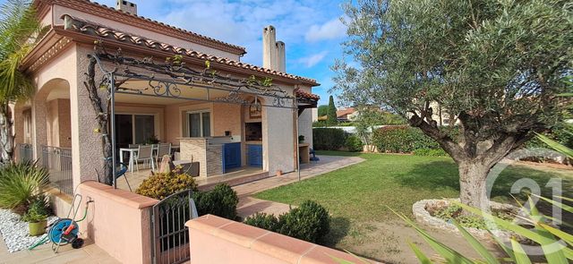 Maison à vendre - 6 pièces - 162,20 m2 - St Cyprien - 66 - LANGUEDOC-ROUSSILLON
