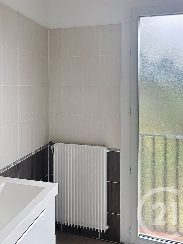 Appartement F4 &agrave; vendre - 4 pi&egrave;ces - 83,24 m2 - St Cyprien - 66 - LANGUEDOC-ROUSSILLON