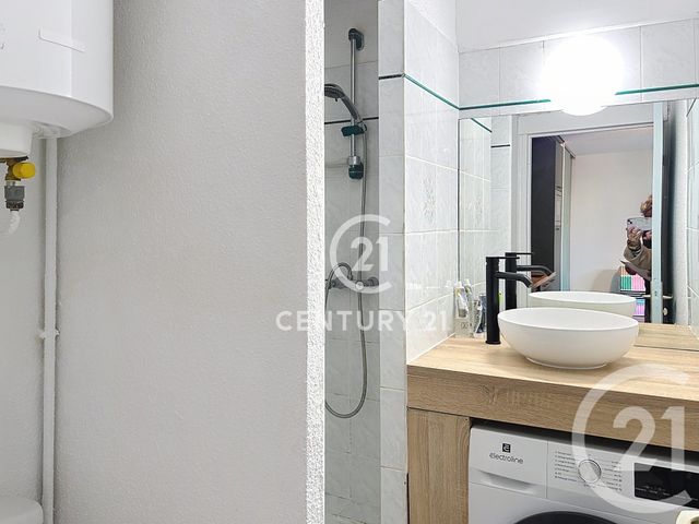 Appartement Studio Cabine &agrave; vendre - 1 pi&egrave;ce - 22,42 m2 - St Cyprien - 66 - LANGUEDOC-ROUSSILLON