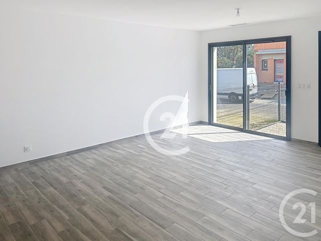 Maison &agrave; louer - 4 pi&egrave;ces - 86,10 m2 - Elne - 66 - LANGUEDOC-ROUSSILLON