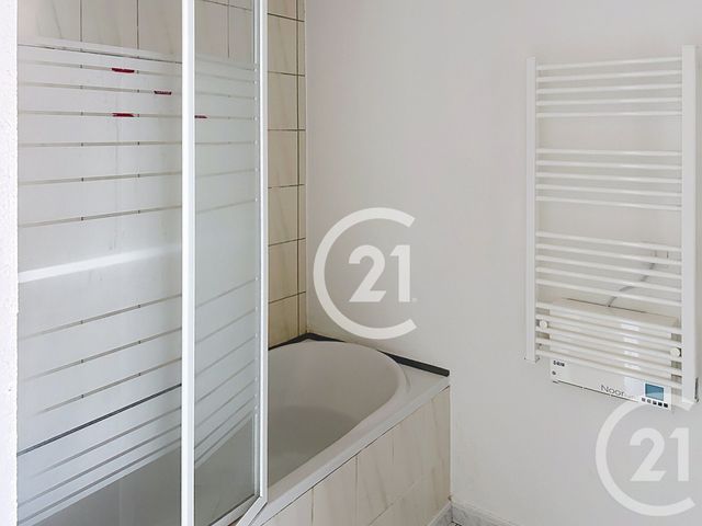 Maison &agrave; louer - 4 pi&egrave;ces - 62,35 m2 - Elne - 66 - LANGUEDOC-ROUSSILLON