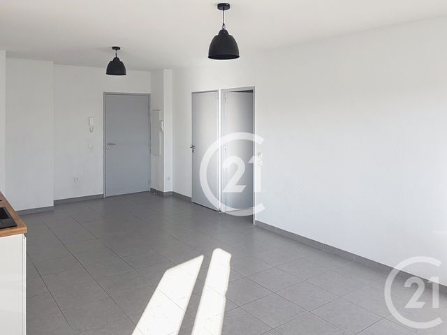 Appartement F2 &agrave; vendre - 2 pi&egrave;ces - 44,62 m2 - St Cyprien - 66 - LANGUEDOC-ROUSSILLON