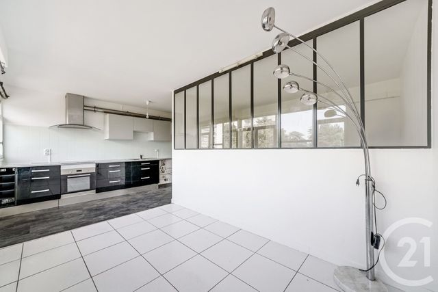 Appartement F3 &agrave; vendre - 3 pi&egrave;ces - 75,90 m2 - Villejuif - 94 - ILE-DE-FRANCE
