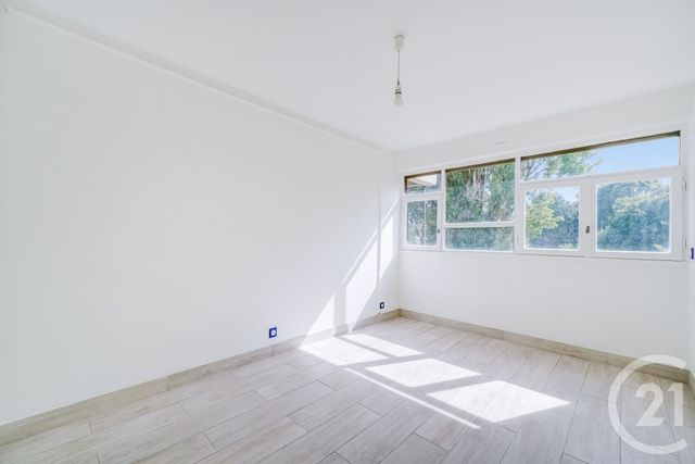 Appartement F3 &agrave; vendre - 3 pi&egrave;ces - 75,90 m2 - Villejuif - 94 - ILE-DE-FRANCE