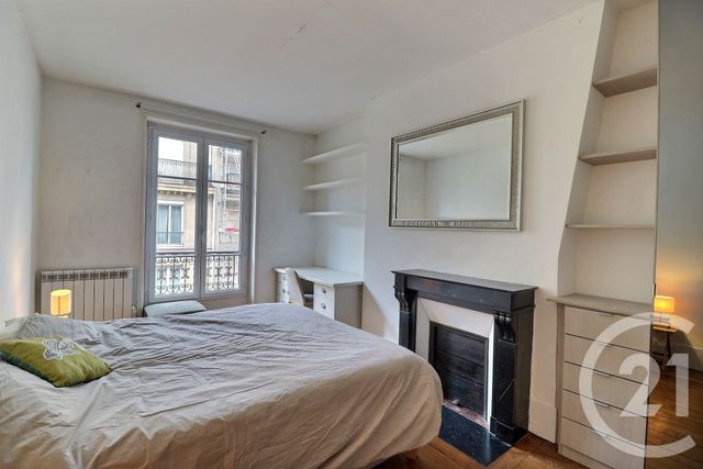 Appartement F2 à vendre - 2 pièces - 44,60 m2 - Paris - 75010 - ILE-DE-FRANCE