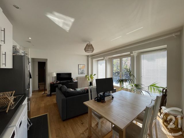 Appartement F3 &agrave; louer - 3 pi&egrave;ces - 58,34 m2 - Paris - 75011 - ILE-DE-FRANCE
