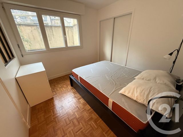 Appartement T2 &agrave; louer - 2 pi&egrave;ces - 42,45 m2 - Paris - 75013 - ILE-DE-FRANCE