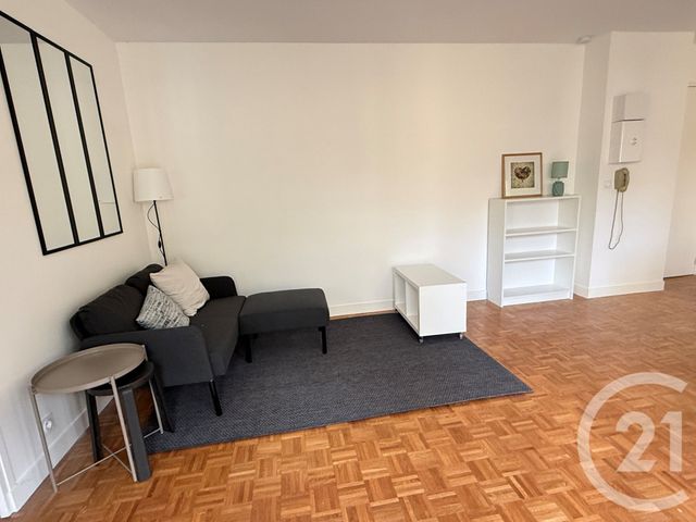 Appartement T2 &agrave; louer - 2 pi&egrave;ces - 42,45 m2 - Paris - 75013 - ILE-DE-FRANCE