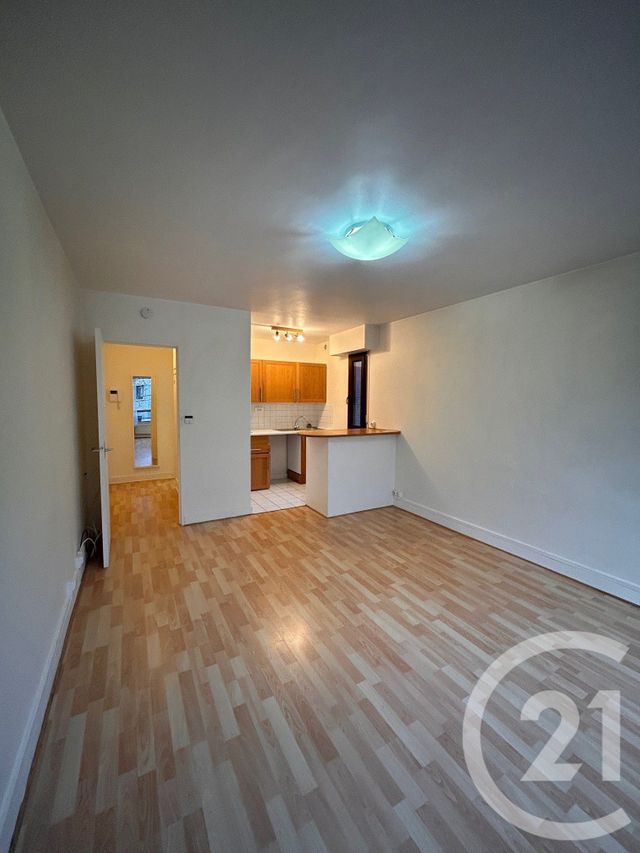 Appartement Studio à louer PARIS