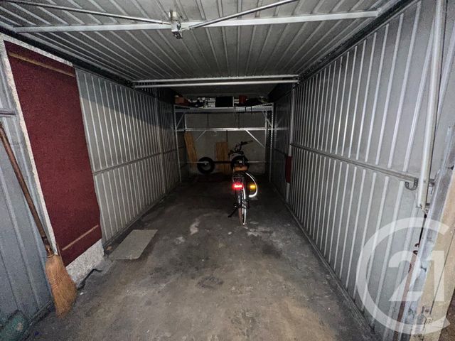 parking - PARIS - 75019