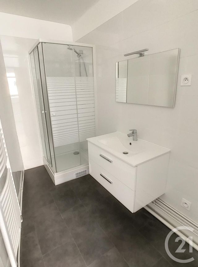 Appartement F3 &agrave; louer - 3 pi&egrave;ces - 62,69 m2 - Paris - 75012 - ILE-DE-FRANCE