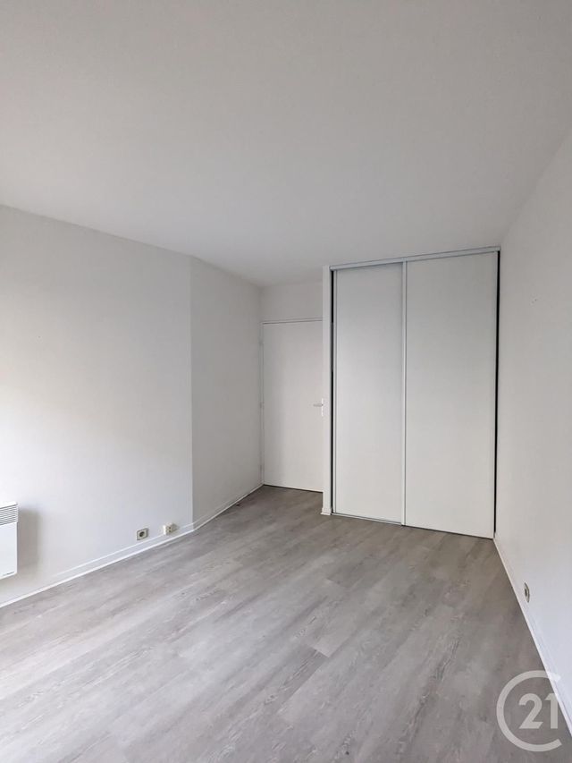 Appartement F3 &agrave; louer - 3 pi&egrave;ces - 69,22 m2 - Paris - 75019 - ILE-DE-FRANCE