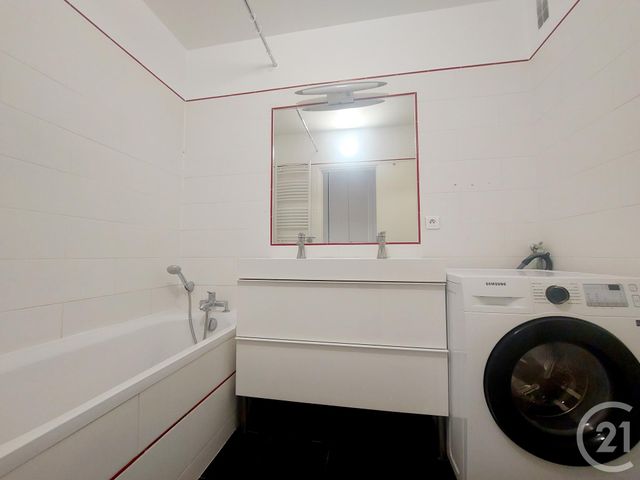 Appartement T2 &agrave; louer - 2 pi&egrave;ces - 60,07 m2 - Paris - 75013 - ILE-DE-FRANCE