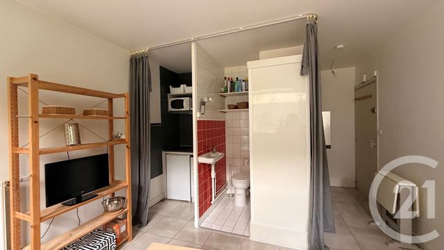 Appartement Studio &agrave; louer - 1 pi&egrave;ce - 15,70 m2 - Paris - 75011 - ILE-DE-FRANCE