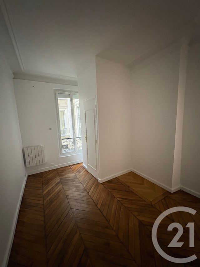 Appartement F2 &agrave; louer - 2 pi&egrave;ces - 29,82 m2 - Paris - 75010 - ILE-DE-FRANCE
