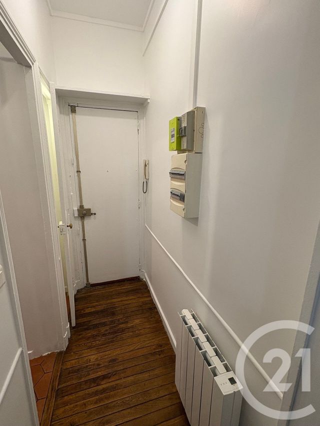 Appartement F2 &agrave; louer - 2 pi&egrave;ces - 29,82 m2 - Paris - 75010 - ILE-DE-FRANCE