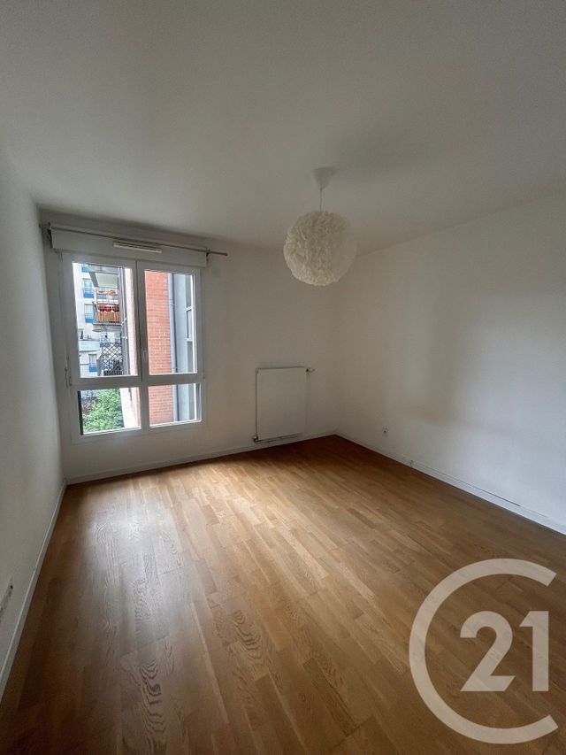Appartement T3 &agrave; louer - 3 pi&egrave;ces - 61,12 m2 - Clichy - 92 - ILE-DE-FRANCE
