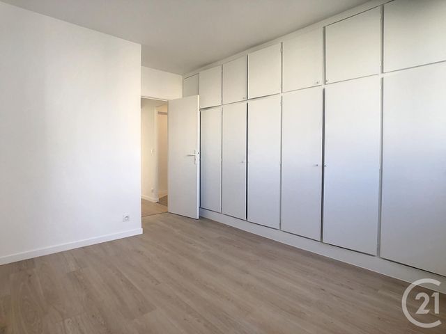 Appartement F3 &agrave; louer - 3 pi&egrave;ces - 70,75 m2 - Paris - 75011 - ILE-DE-FRANCE